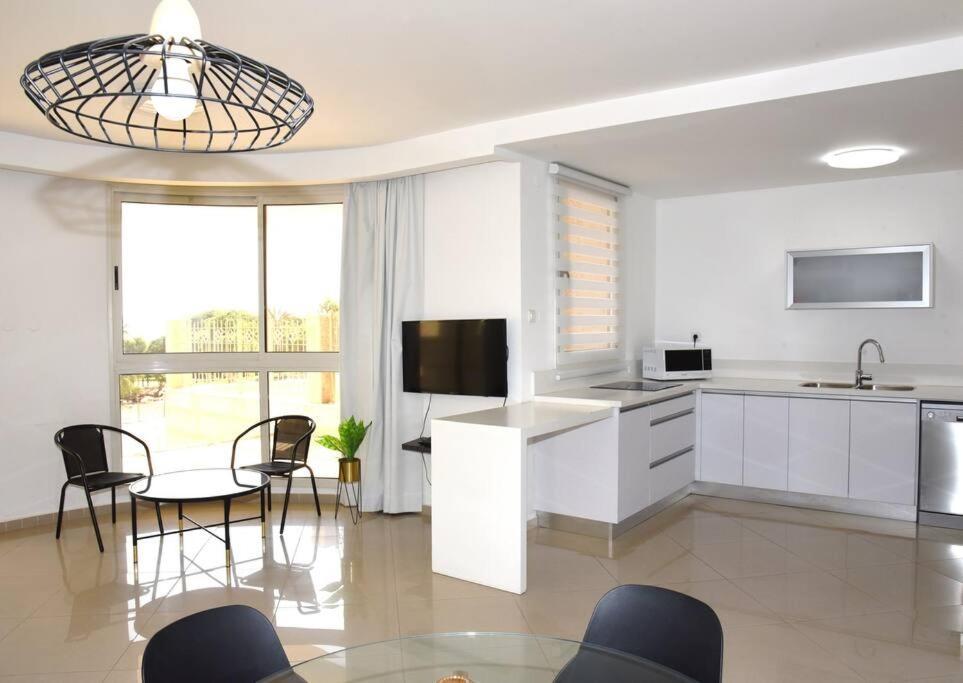 Stylish 3Br Golf Residence Эйлат Экстерьер фото